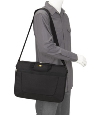Case Logic 15,6" Top Loading Laptop Case. Sort