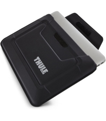 Thule Gauntlet MacBook® Air Sleeve. Sort