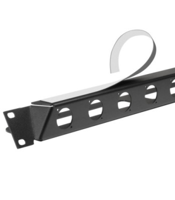 19" Angled Rack Panel for 8 x D-TYPE Sockets