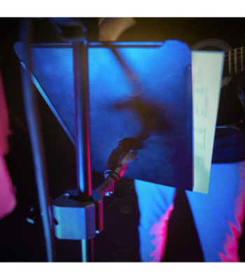 Gravity Traveler Sheet Music Holder