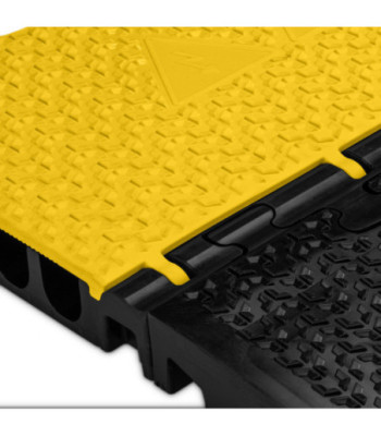 Defender Midi 5 2D module system for wheelchair ramp and wheelchair accessible transition - Middle Part