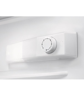 Electrolux LXB1AE13W0 - Fritstående køleskab
