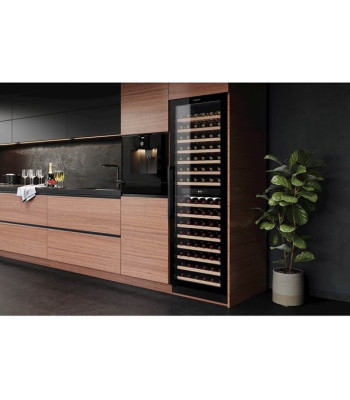 Dometic D154F - Fritstående vinkøleskab