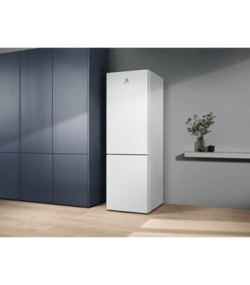 Electrolux LNT6ME32W2 - Fritstående kølefryseskab